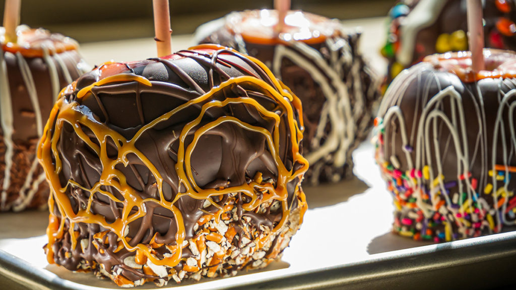 Photo of chocolate- and caramel-covered apples