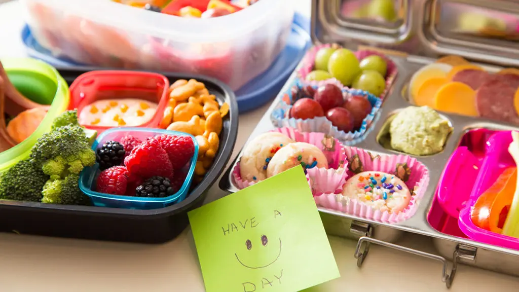 make school lunch boxes the night before and beat the morning rush! - my  lovely little lunch box