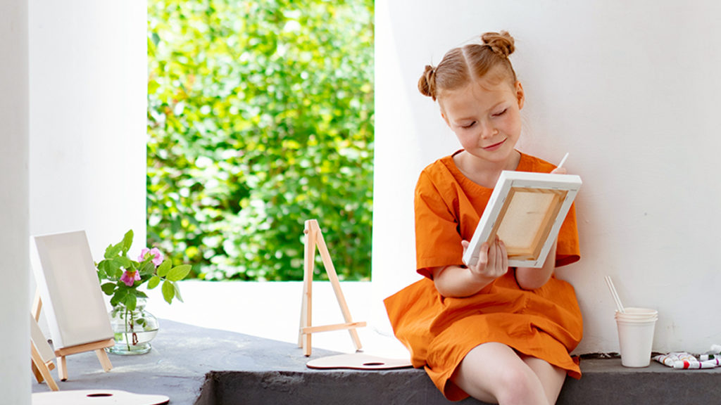 Photo of a girl painting
