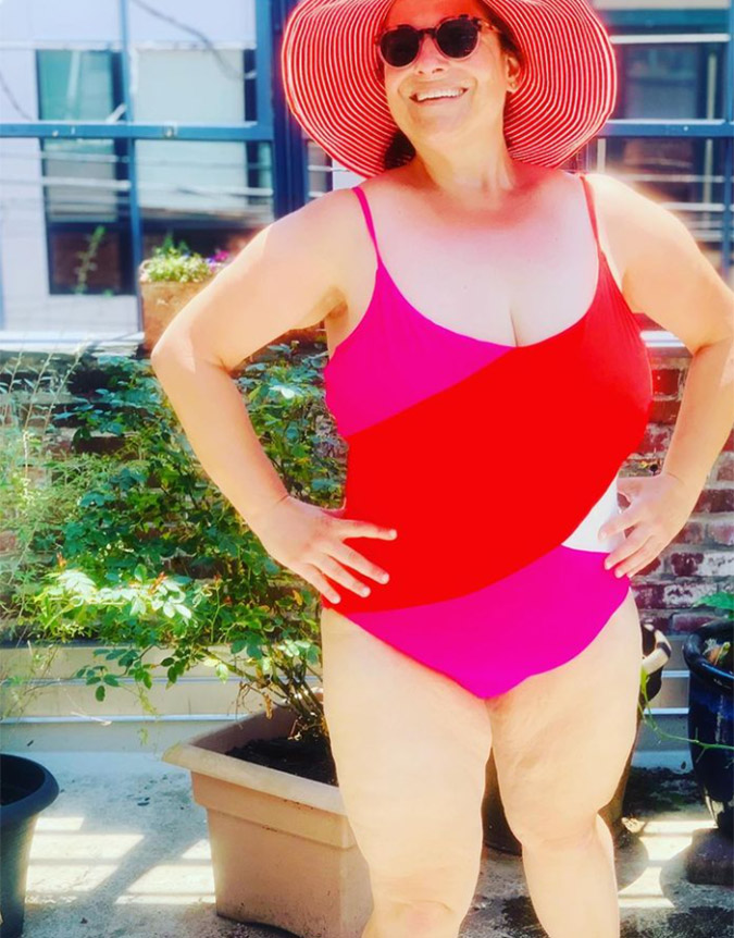 Photo of Jennifer Weiner in a bathing suit