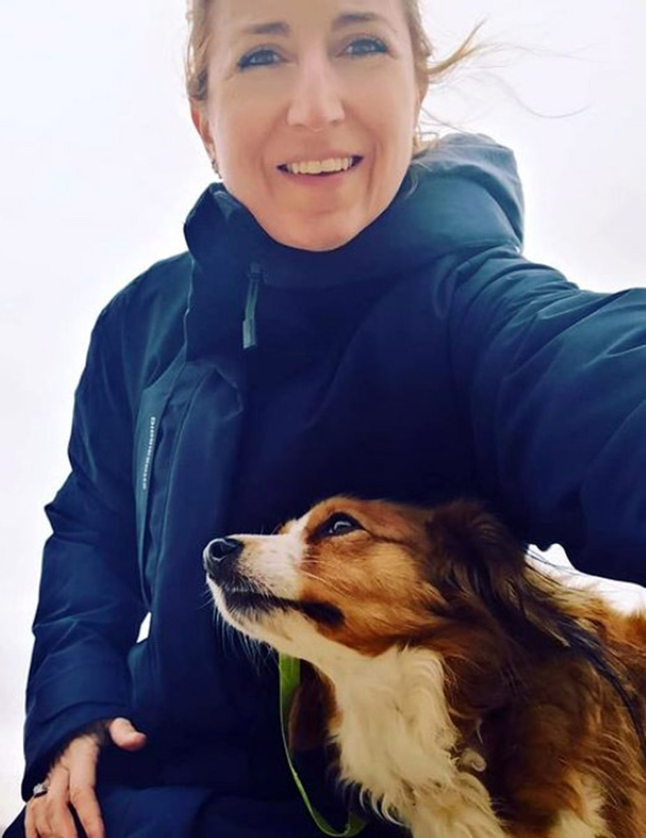 Photo of Lisa Jewell and her dog Willow