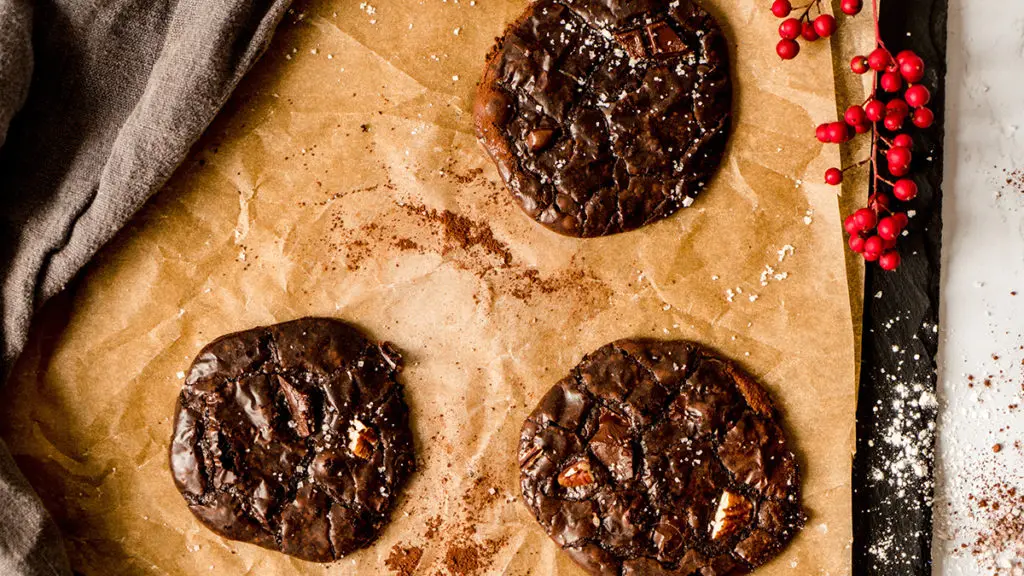 cookie types: flourless chocolate cookies