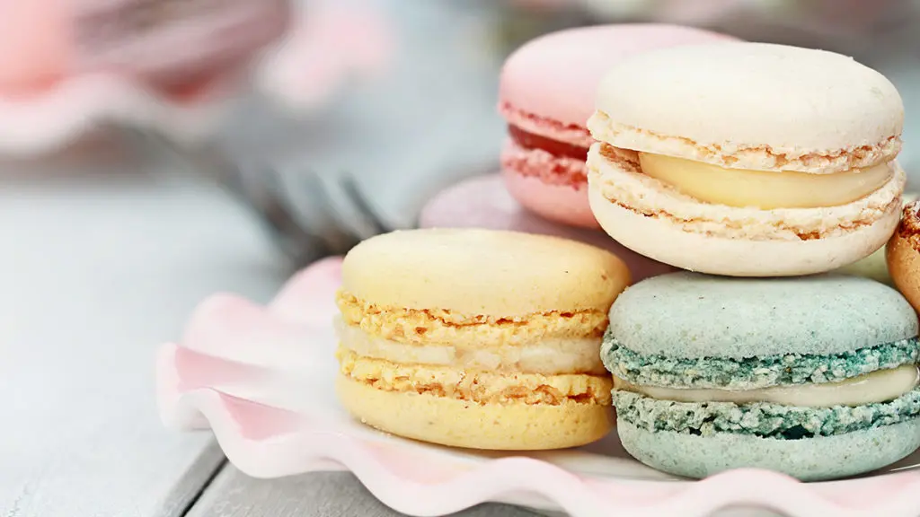 cookie types: macarons