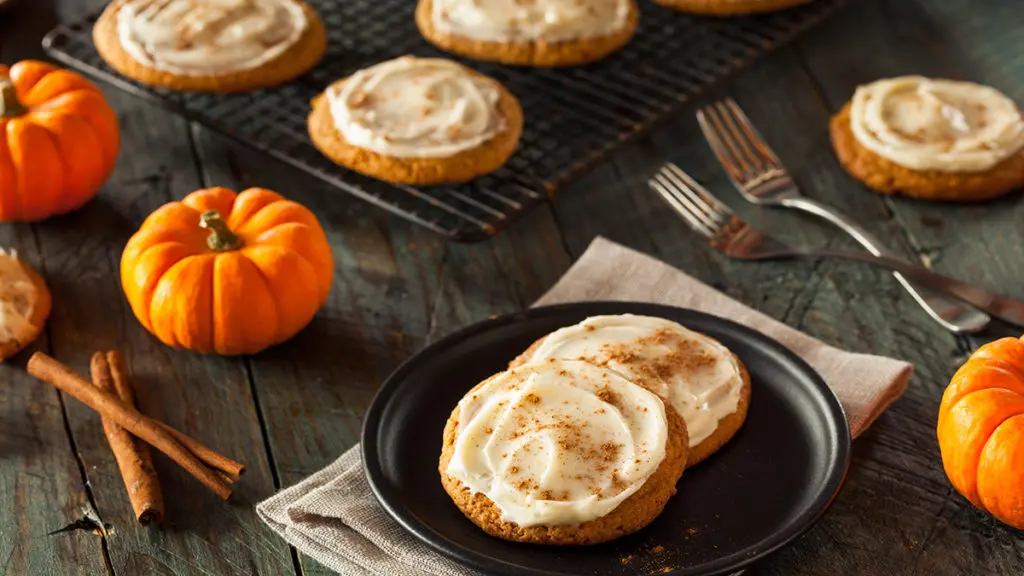 cookie types: pumpkin spice cookies