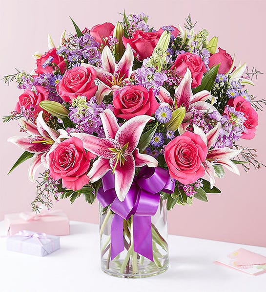 Valentine's Day Gifts for New Couples with flowers