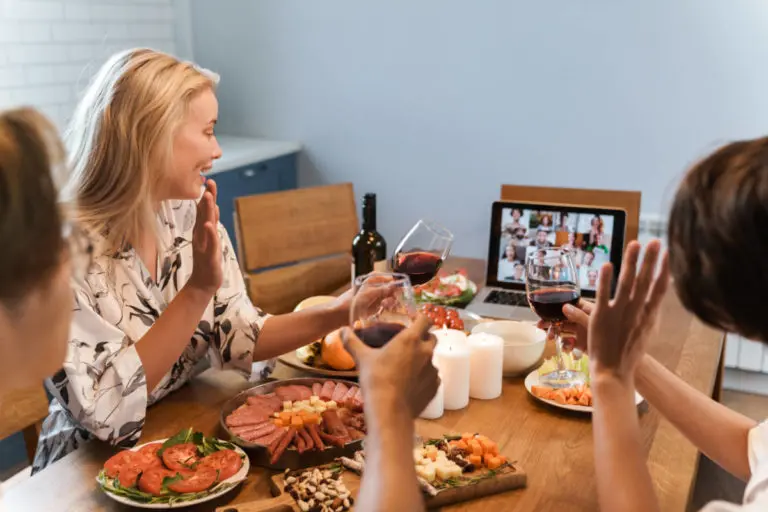 galentine's-day: virtual party