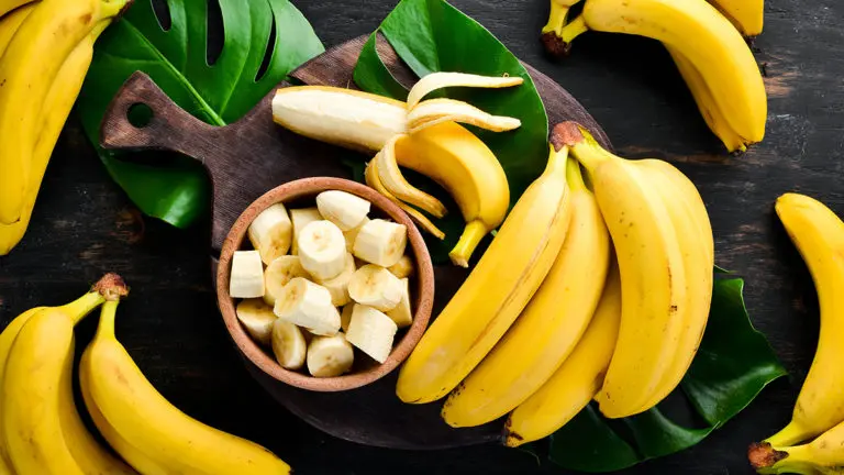 facts-about-bananas: hero