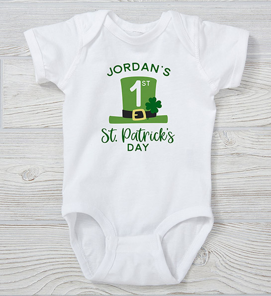 st.-patrick's-day-gifts: baby bodysuit