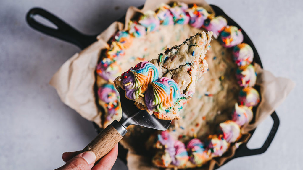 cookie cake recipe: finished cookie cake