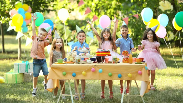 spring birthday party ideas: kids birthday party outside